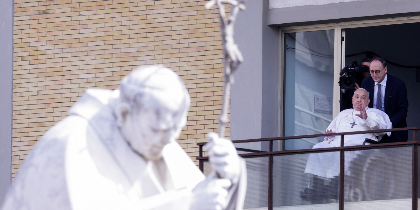 2025-03-23t120040z_1343570588_rc2zida0xseb_rtrmadp_3_pope-francis-health_0.jpg